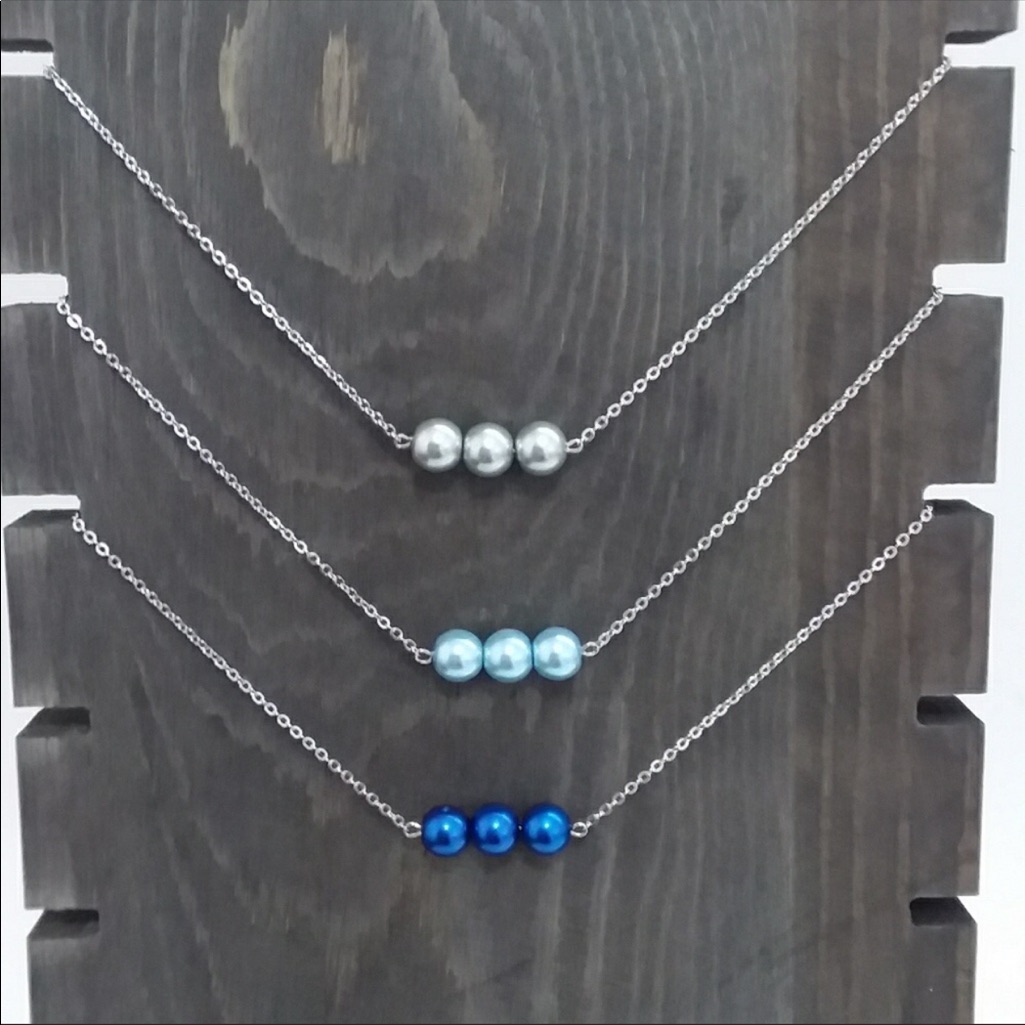 Faux Pearl Necklace 17$